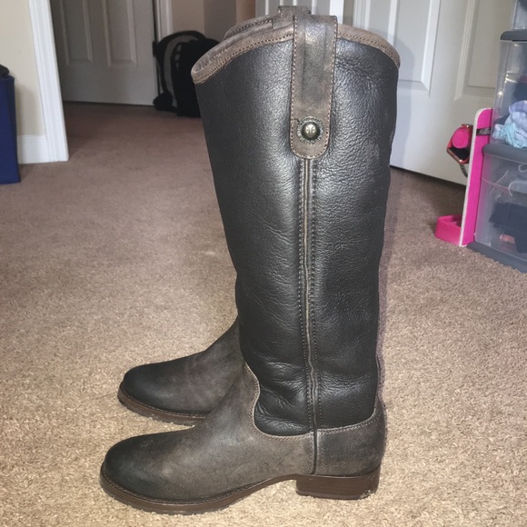 Frye “Mara Button” Genuine Shearling Boot OTK - Picture 4 of 8